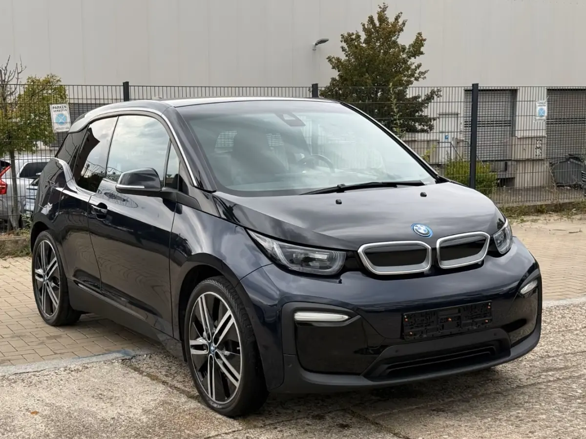 iPerf. 94Ah 33 kWh ** LED, LEDER, TREKH, CAMERA, ACC, NAVI+, 20-inch LMV ** UNFALLFREI - VOL. BMW ONDERH. ** ** INFORMEER OOK NAAR ONZE AANTREKKELIJKE FINANCIAL-LEASE TARIEVEN **