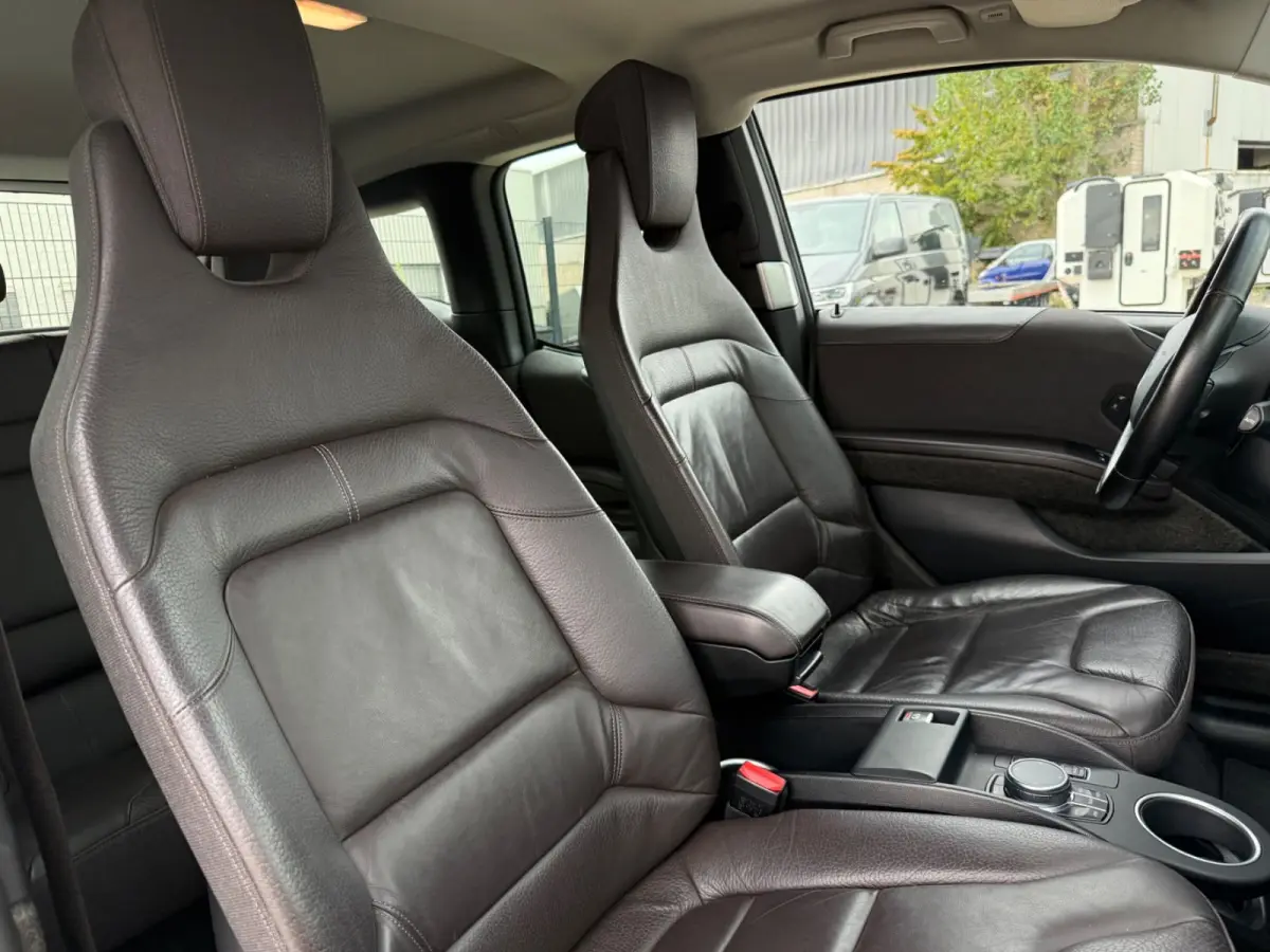 iPerf. 94Ah 33 kWh ** LED, LEDER, TREKH, CAMERA, ACC, NAVI+, 20-inch LMV ** UNFALLFREI - VOL. BMW ONDERH. ** ** INFORMEER OOK NAAR ONZE AANTREKKELIJKE FINANCIAL-LEASE TARIEVEN **