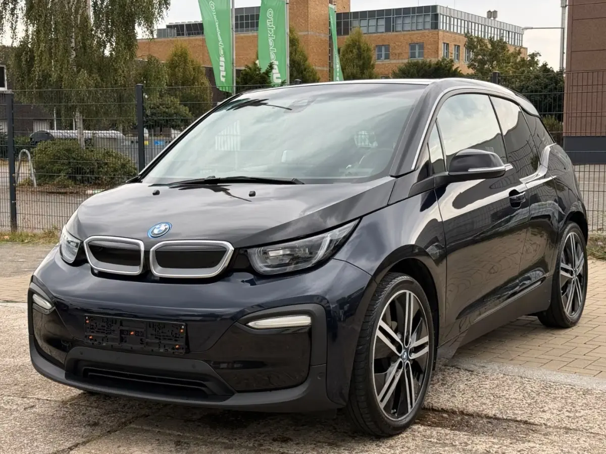 iPerf. 94Ah 33 kWh ** LED, LEDER, TREKH, CAMERA, ACC, NAVI+, 20-inch LMV ** UNFALLFREI - VOL. BMW ONDERH. ** ** INFORMEER OOK NAAR ONZE AANTREKKELIJKE FINANCIAL-LEASE TARIEVEN **