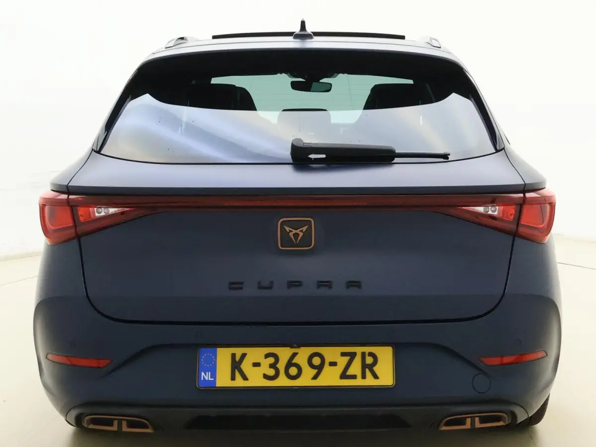 1.4 e-Hybrid VZ Copper Edition | Panoramadak | Lederen Bekleding | Elek. Stoel | Virtual Cockpit | Sfeerverlichting | Elektrische Kofferklep |