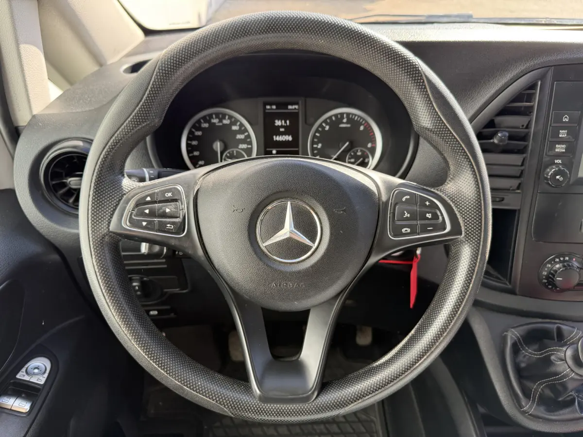 114 1.9 CDI 136PK Dubbele Cabine L2H1 5 Stoelen Climate Control Cruise Control Trekhaak Carplay Camera