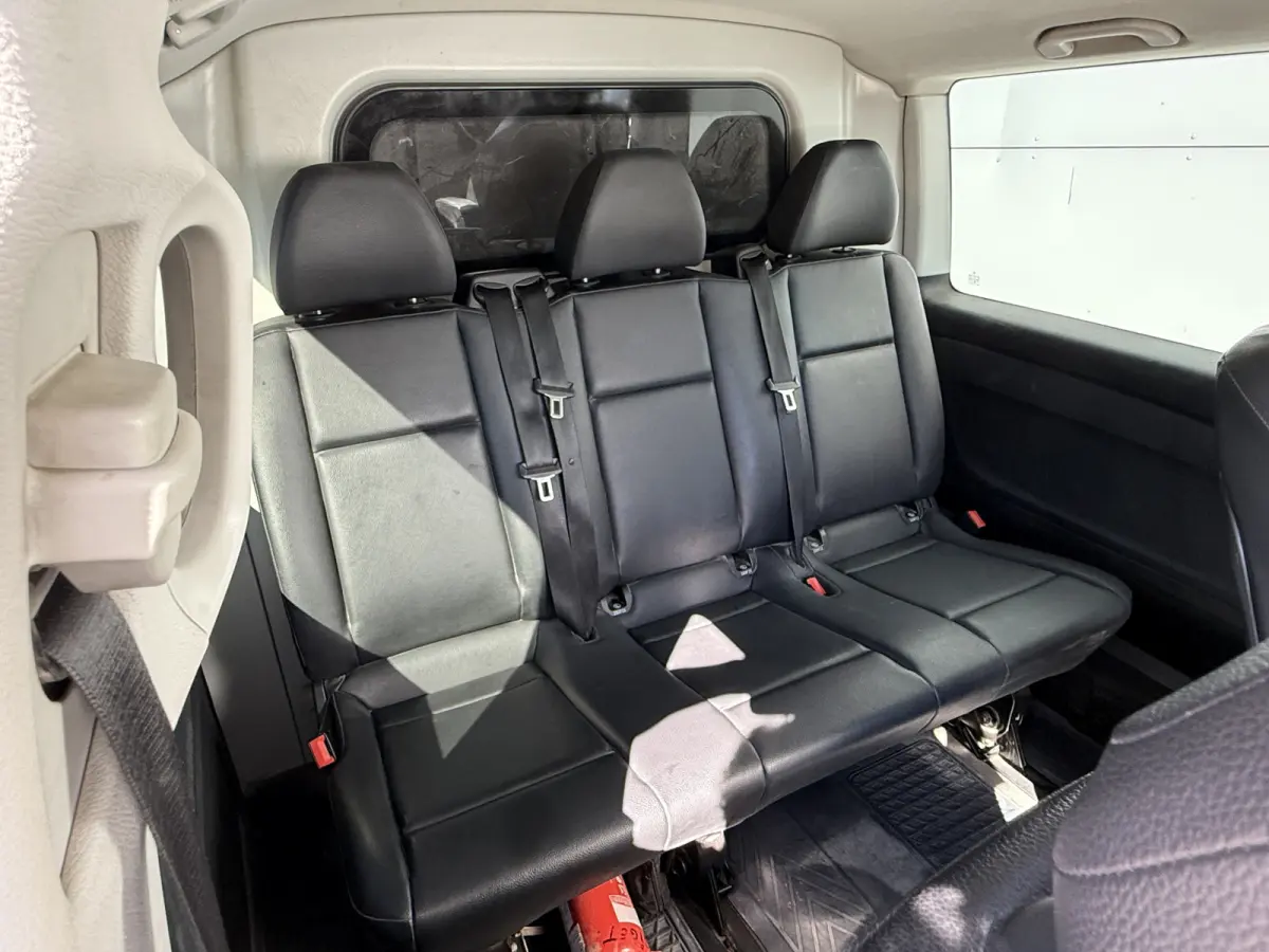 114 1.9 CDI 136PK Dubbele Cabine L2H1 5 Stoelen Climate Control Cruise Control Trekhaak Carplay Camera