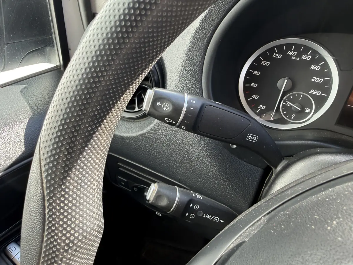 114 1.9 CDI 136PK Dubbele Cabine L2H1 5 Stoelen Climate Control Cruise Control Trekhaak Carplay Camera
