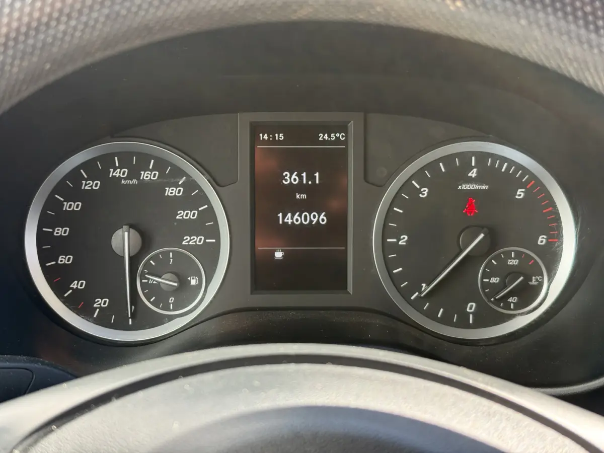 114 1.9 CDI 136PK Dubbele Cabine L2H1 5 Stoelen Climate Control Cruise Control Trekhaak Carplay Camera