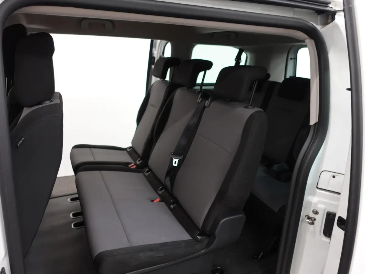 1.5 CDTI L2H1 9persoons PERSONENBUS Prijs incl. BTW/BPM Cruise Control  Parkeersensoren Achter  Bluetooth Airco Voor en Achter  Schuifdeur Rechts en Links