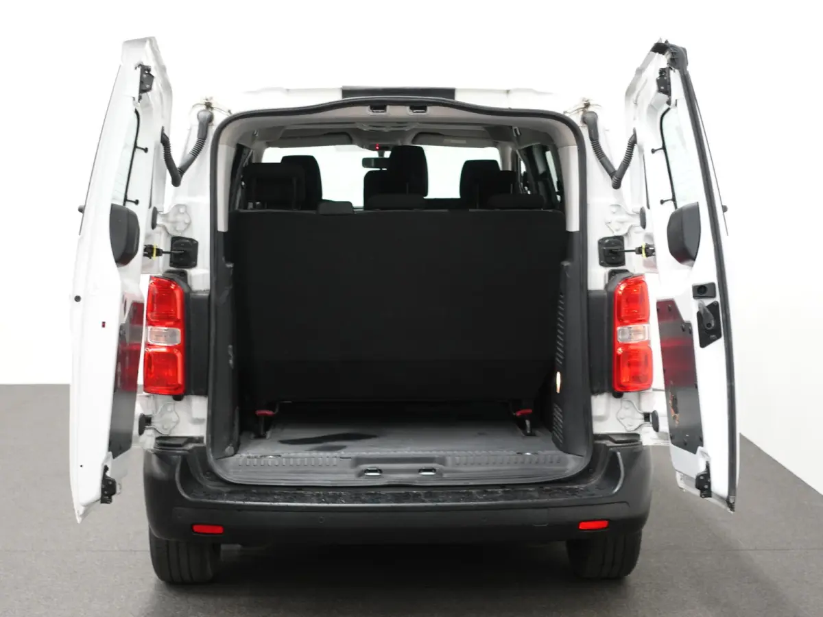 1.5 CDTI L2H1 9persoons PERSONENBUS Prijs incl. BTW/BPM Cruise Control  Parkeersensoren Achter  Bluetooth Airco Voor en Achter  Schuifdeur Rechts en Links