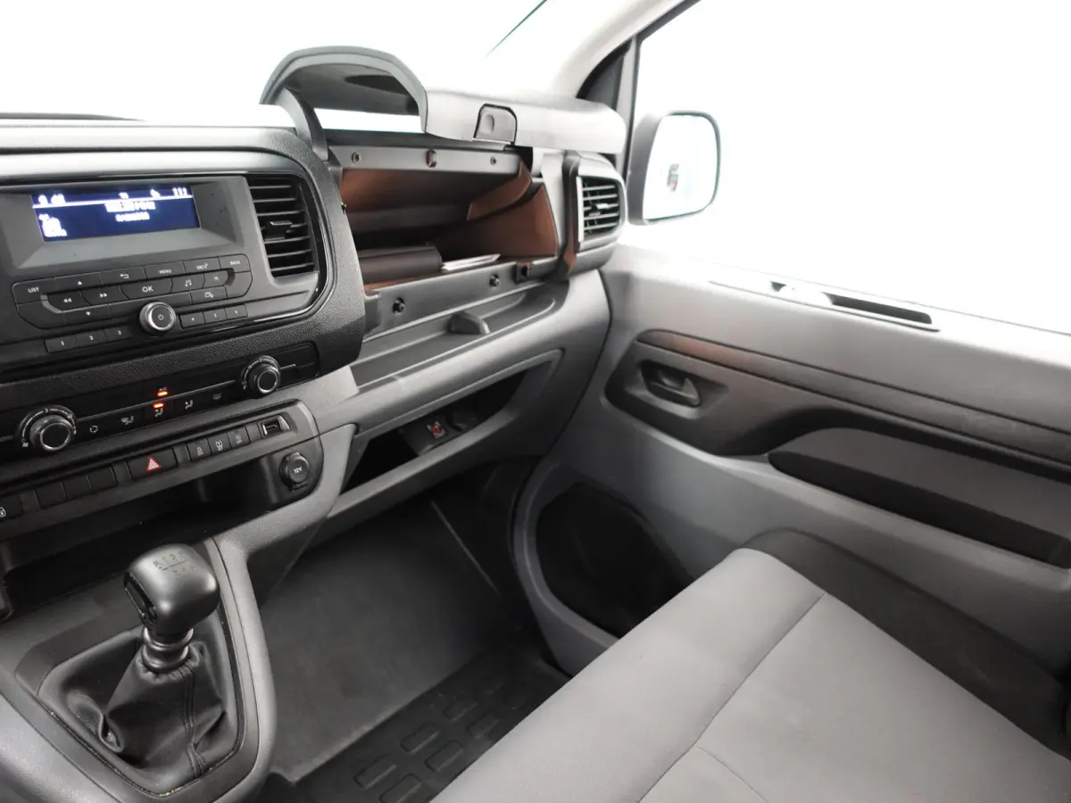 1.5 CDTI L2H1 9persoons PERSONENBUS Prijs incl. BTW/BPM Cruise Control  Parkeersensoren Achter  Bluetooth Airco Voor en Achter  Schuifdeur Rechts en Links
