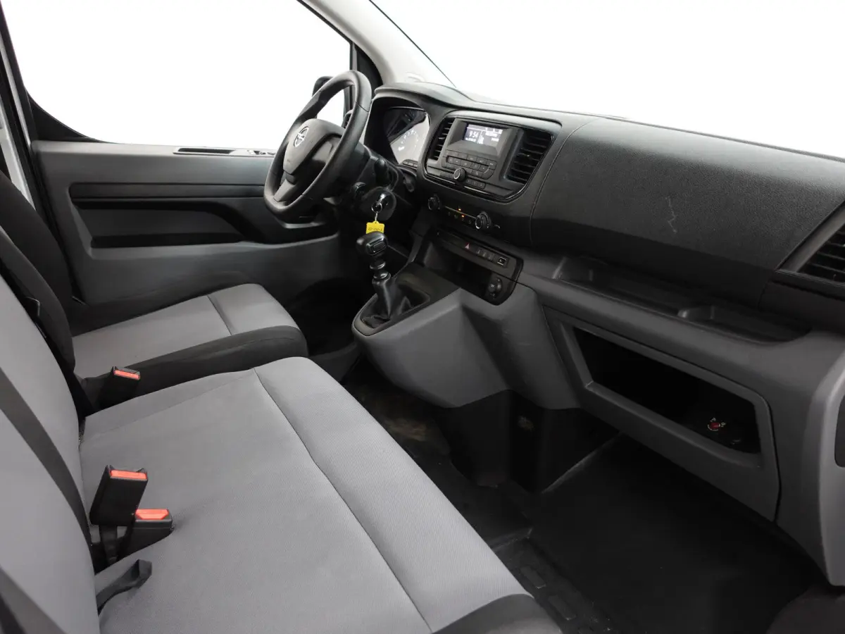 1.5 CDTI L2H1 9persoons PERSONENBUS Prijs incl. BTW/BPM Cruise Control  Parkeersensoren Achter  Bluetooth Airco Voor en Achter  Schuifdeur Rechts en Links