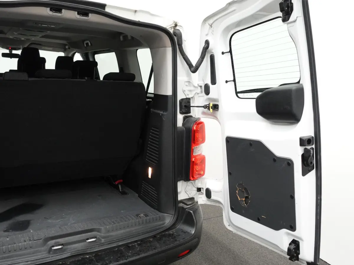 1.5 CDTI L2H1 9persoons PERSONENBUS Prijs incl. BTW/BPM Cruise Control  Parkeersensoren Achter  Bluetooth Airco Voor en Achter  Schuifdeur Rechts en Links