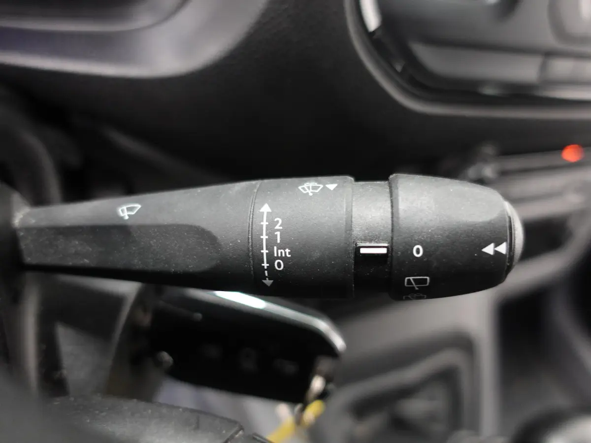 1.5 CDTI L2H1 9persoons PERSONENBUS Prijs incl. BTW/BPM Cruise Control  Parkeersensoren Achter  Bluetooth Airco Voor en Achter  Schuifdeur Rechts en Links
