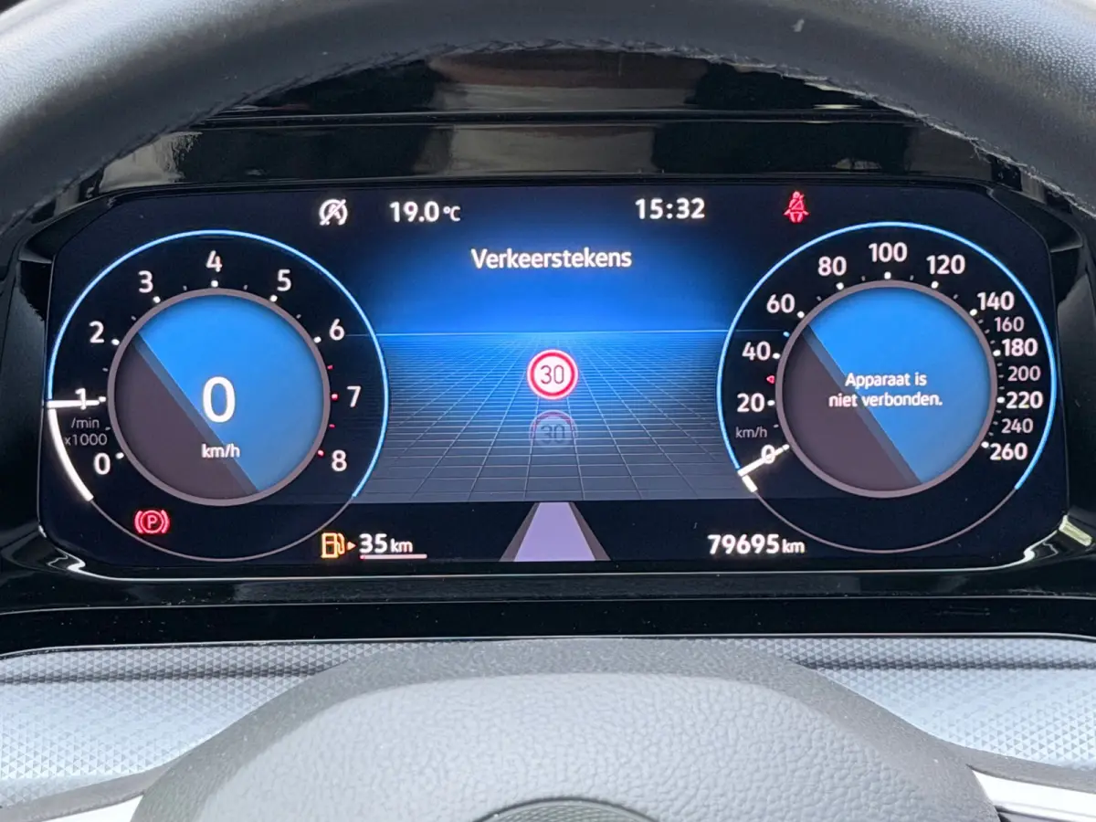 1.0 TSI Life Sfeer/Blindspot/Acc