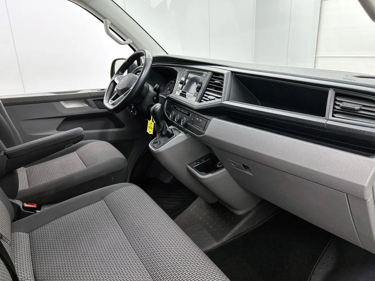 2.0 TDI L2H1 Automaat Dubbele Cabine Airco Cruise Control Navigatie Parkeersensoren