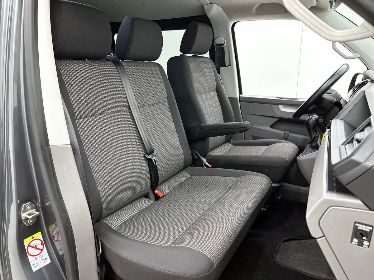 2.0 TDI L2H1 Automaat Dubbele Cabine Airco Cruise Control Navigatie Parkeersensoren