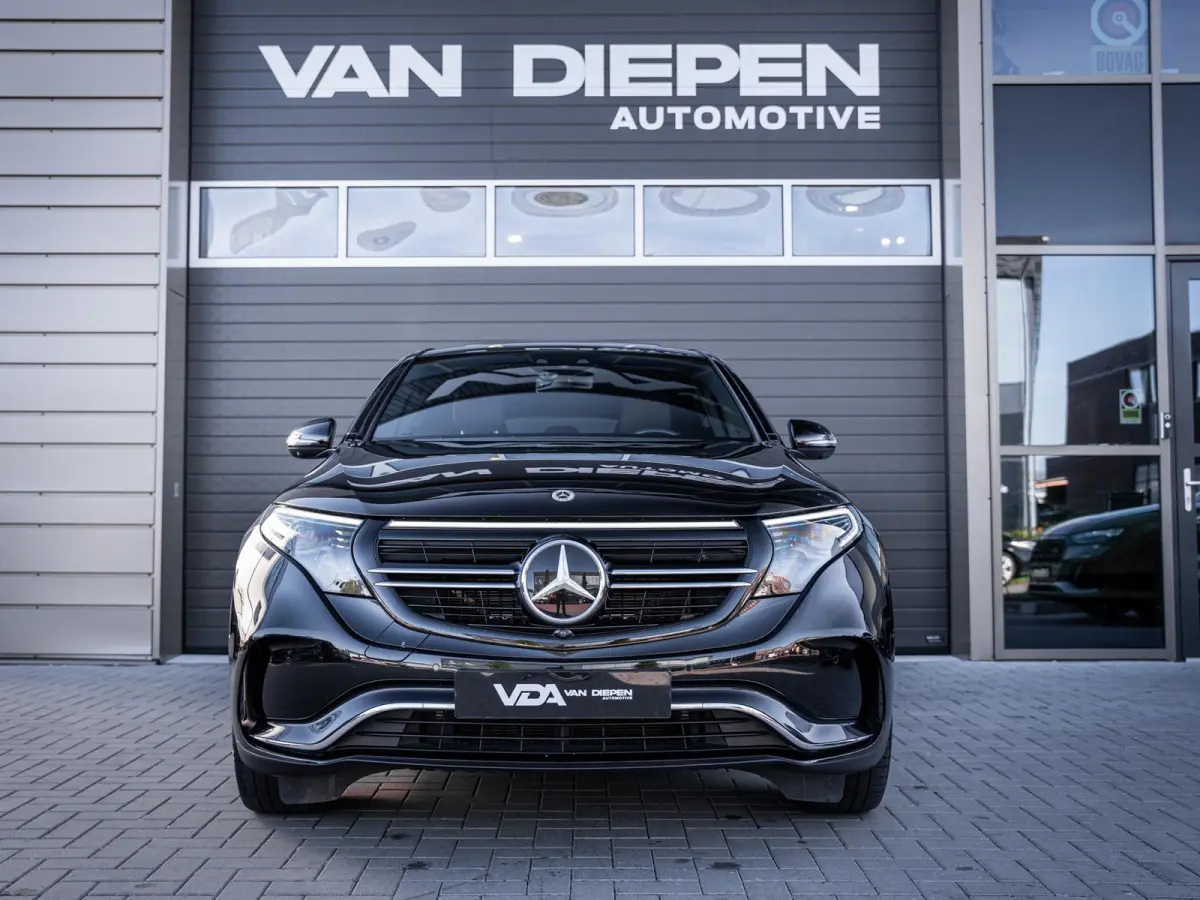 400 4MATIC Premium Plus 80 kWh ///AMG - Burmester l Pano l Laser Shield