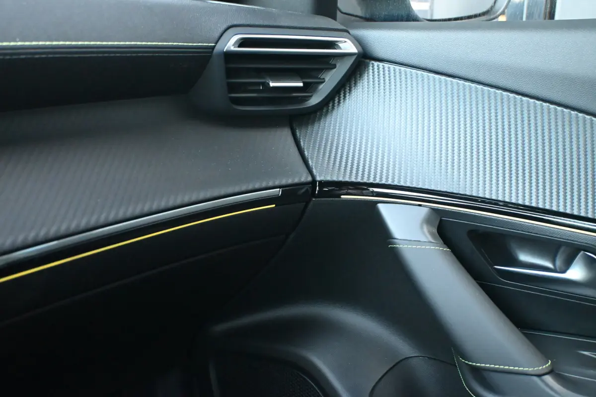 1.2 Hybrid 136 GT | Navigatie | Afn. Trekhaak | Achteruitrijcamera | Climate Control | Apple Carplay & Android Auto | !!