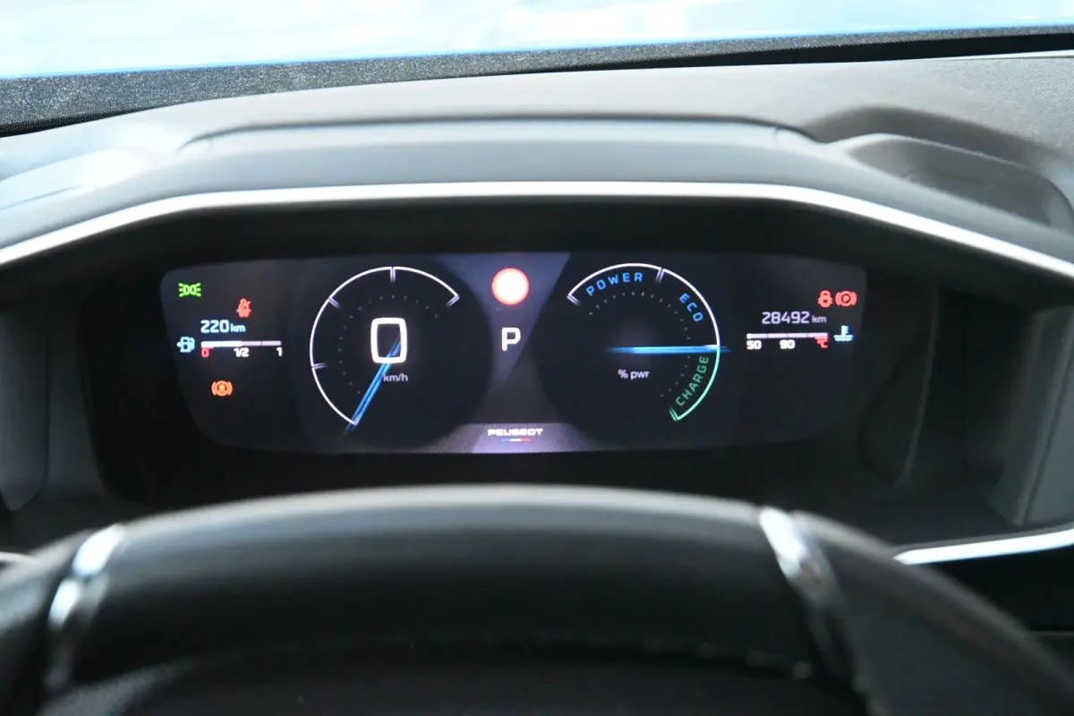 1.2 Hybrid 136 GT | Navigatie | Afn. Trekhaak | Achteruitrijcamera | Climate Control | Apple Carplay & Android Auto | !!