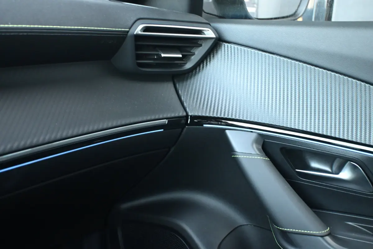 1.2 Hybrid 136 GT | Navigatie | Afn. Trekhaak | Achteruitrijcamera | Climate Control | Apple Carplay & Android Auto | !!