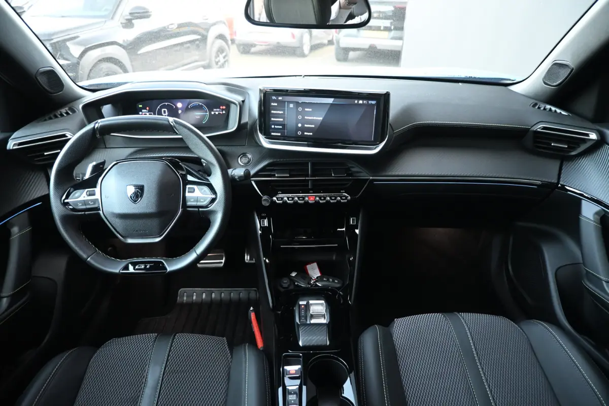 1.2 Hybrid 136 GT | Navigatie | Afn. Trekhaak | Achteruitrijcamera | Climate Control | Apple Carplay & Android Auto | !!