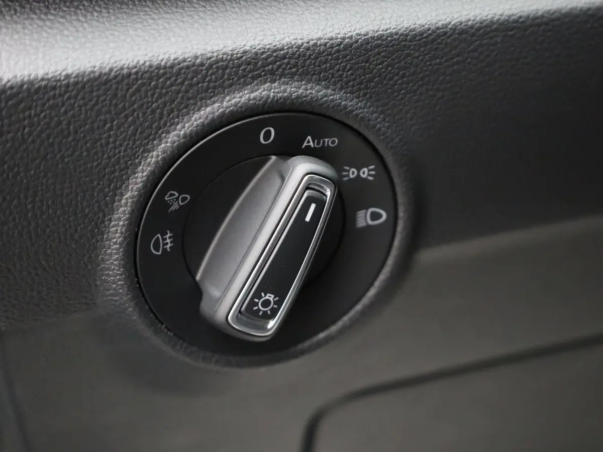 1.5 TSI R-Line | IQ Light | Navi | Stoelverw. | Prijs Rijklaar!!