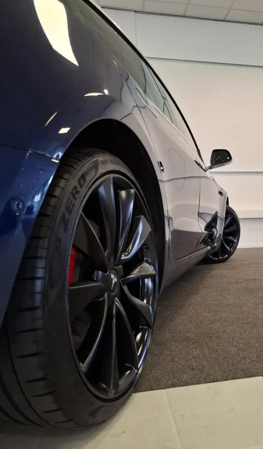 Performance AWD 75 kWh 463PK SOH 83,9% Garantie Mooi!