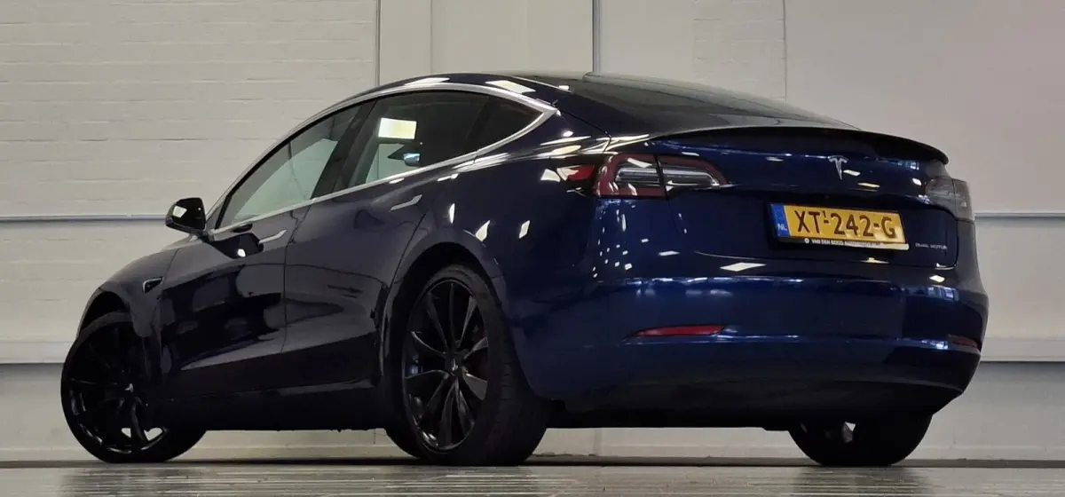 Performance AWD 75 kWh 463PK SOH 83,9% Garantie Mooi!