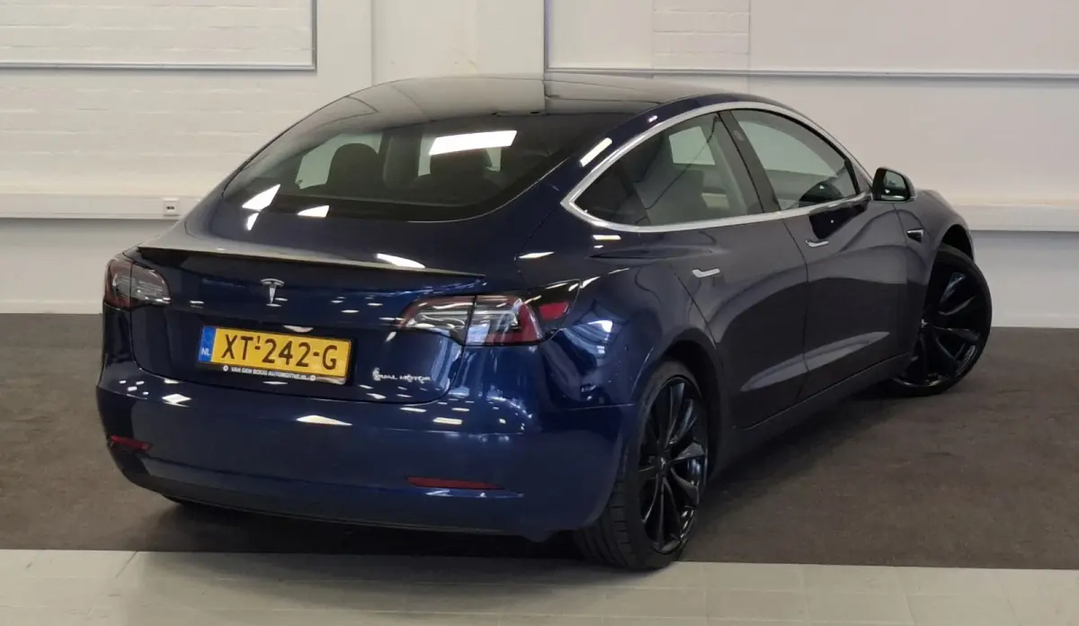 Performance AWD 75 kWh 463PK SOH 83,9% Garantie Mooi!