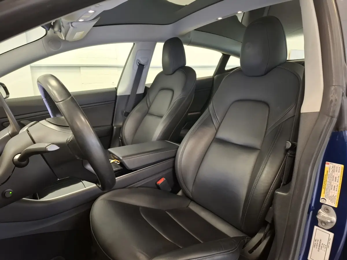 Performance AWD 75 kWh 463PK SOH 83,9% Garantie Mooi!