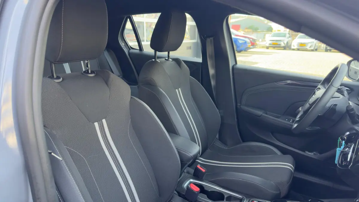 1.2 Turbo Hybrid GS | Camera achter | Apple Carplay / Android Auto | Dodehoek detectie | Airco | 16" LMV |