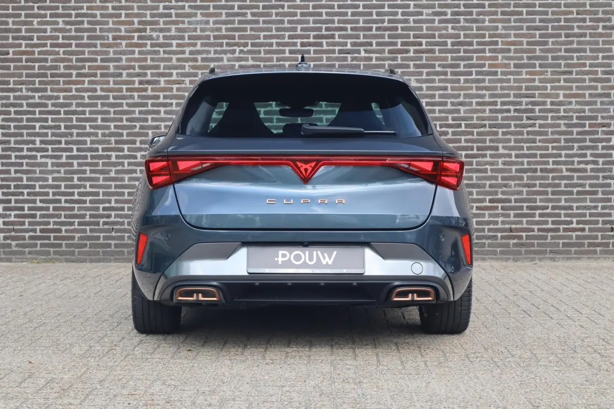 1.5 TSI e-Hybrid 204pk Business | Panoramadak | Navigatie | Achteruitrijcamera