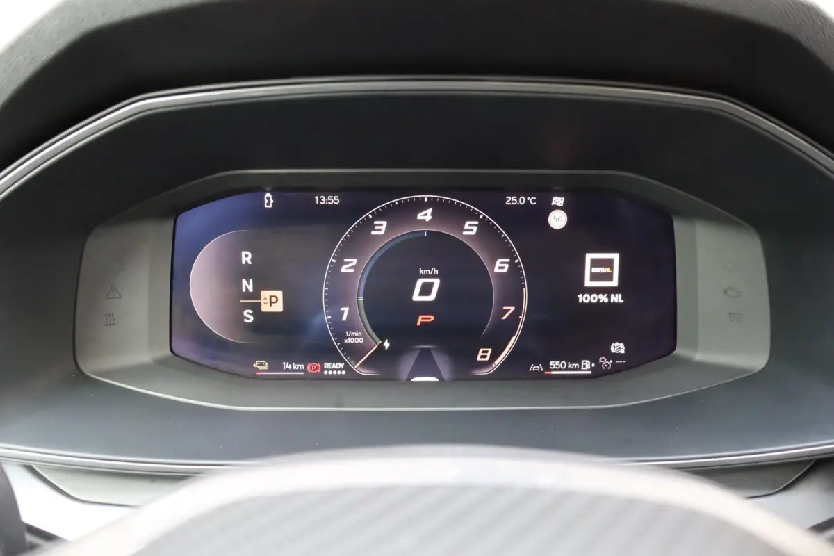 1.5 TSI e-Hybrid 204pk Business | Panoramadak | Navigatie | Achteruitrijcamera
