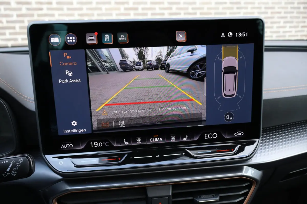 1.5 TSI e-Hybrid 204pk Business | Panoramadak | Navigatie | Achteruitrijcamera