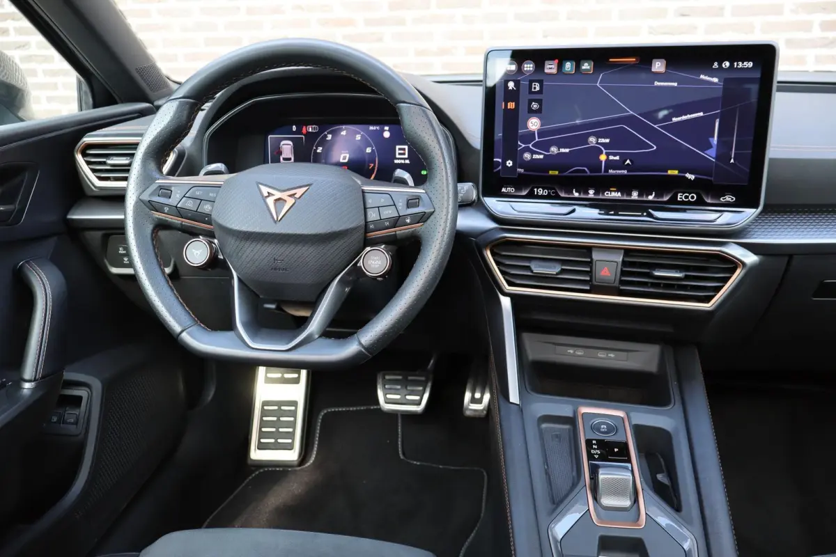 1.5 TSI e-Hybrid 204pk Business | Panoramadak | Navigatie | Achteruitrijcamera