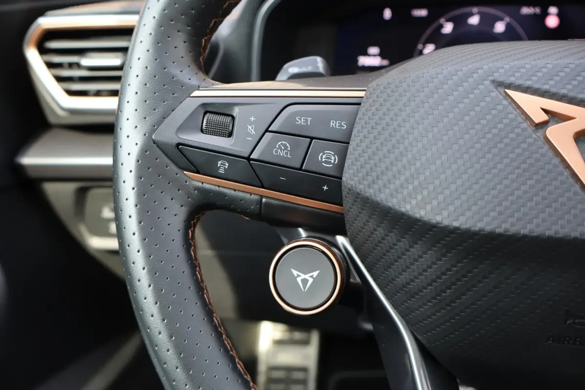 1.5 TSI e-Hybrid 204pk Business | Panoramadak | Navigatie | Achteruitrijcamera