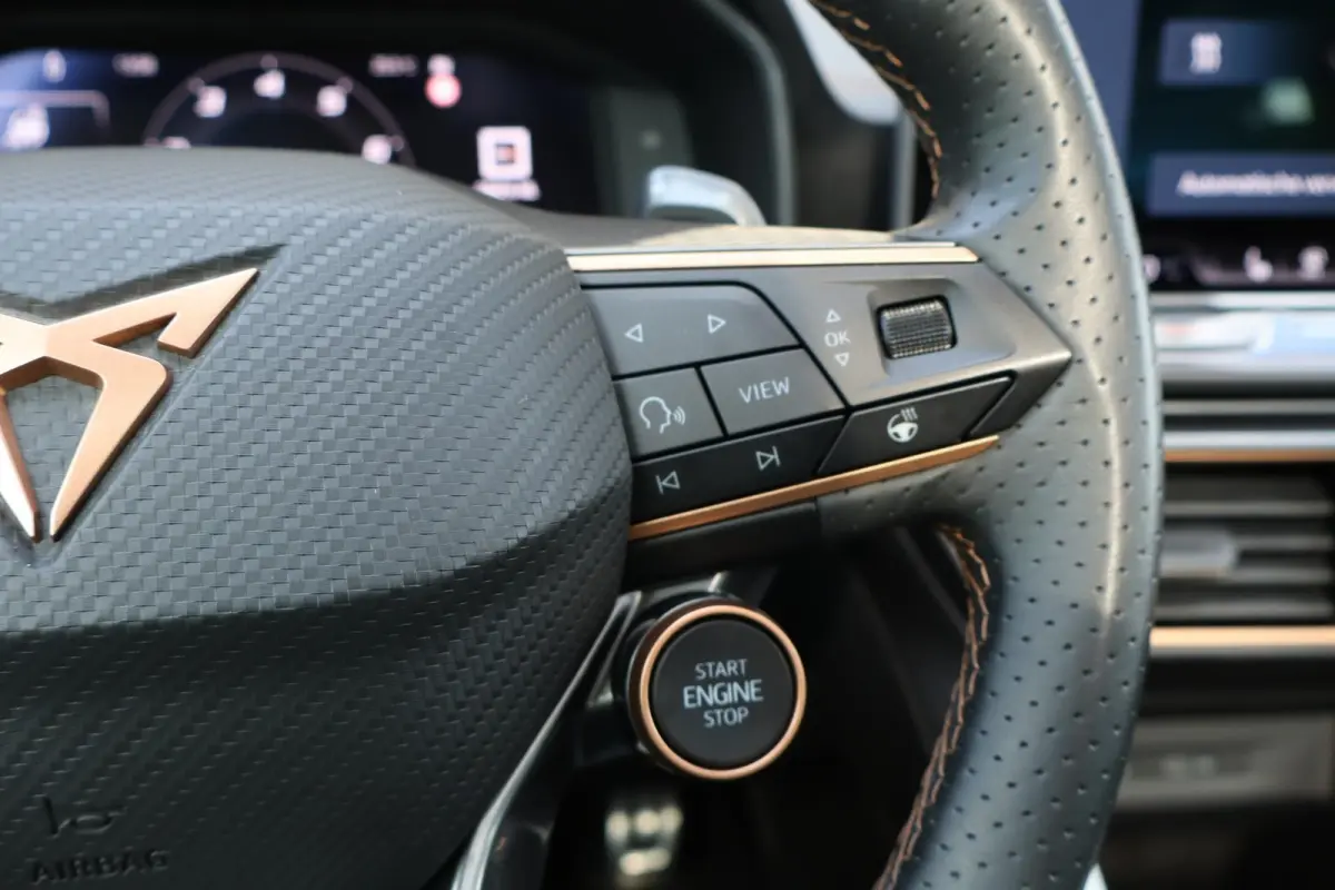 1.5 TSI e-Hybrid 204pk Business | Panoramadak | Navigatie | Achteruitrijcamera