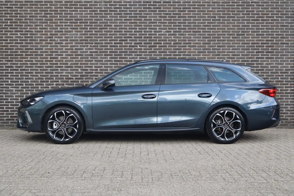 1.5 TSI e-Hybrid 204pk Business | Panoramadak | Navigatie | Achteruitrijcamera