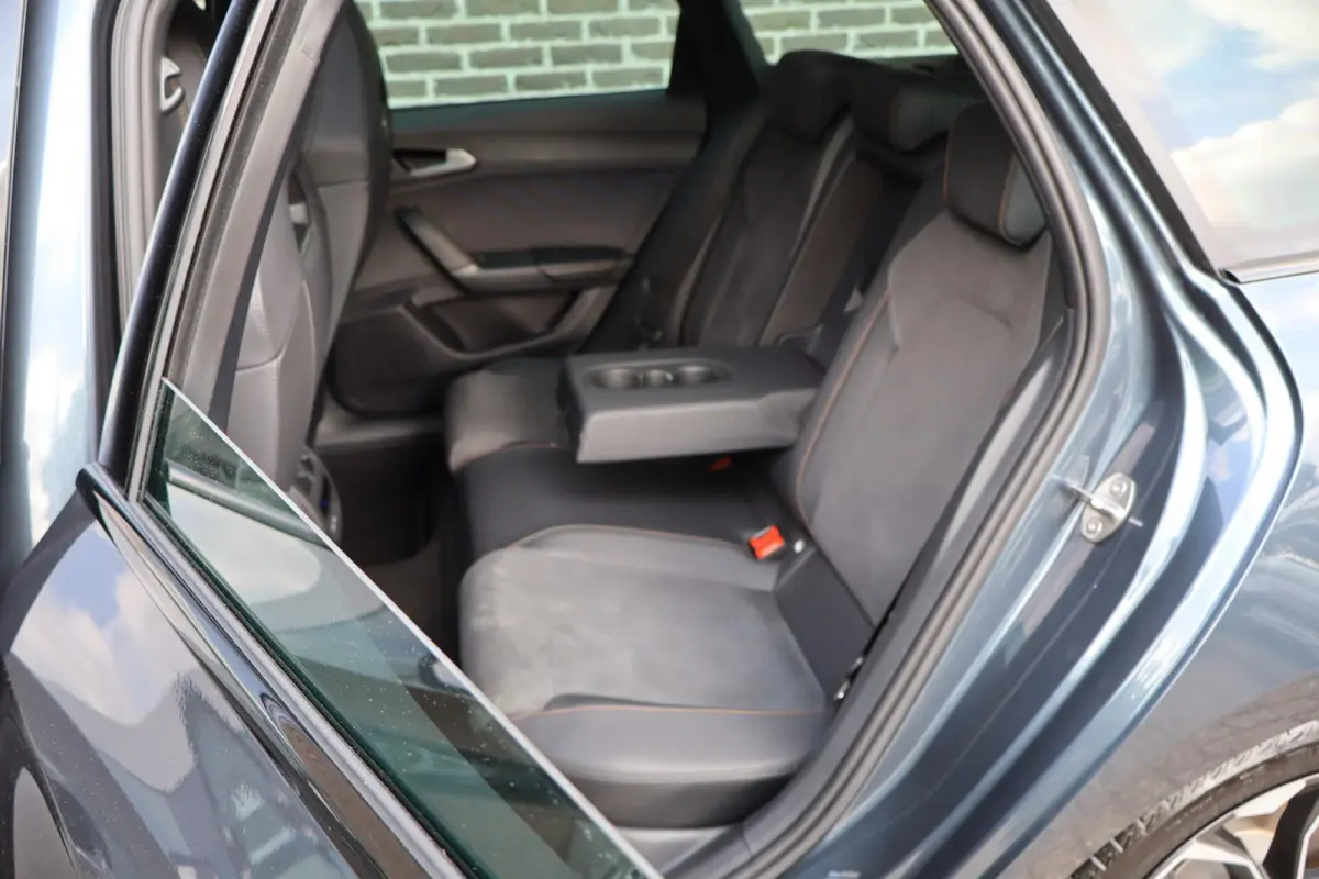 1.5 TSI e-Hybrid 204pk Business | Panoramadak | Navigatie | Achteruitrijcamera