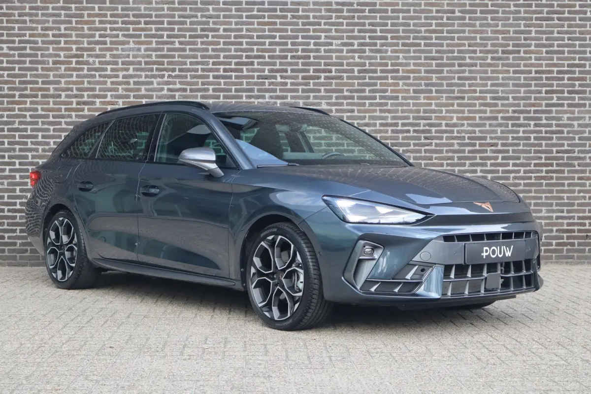 1.5 TSI e-Hybrid 204pk Business | Panoramadak | Navigatie | Achteruitrijcamera