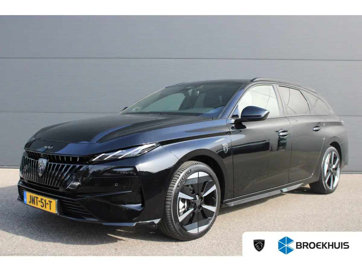 GT 54 kWh | SOH 98% | Fase 3 laden | Nieuw model | 6.500km | Warmtepomp | Luxe stoelen | Alcantara |