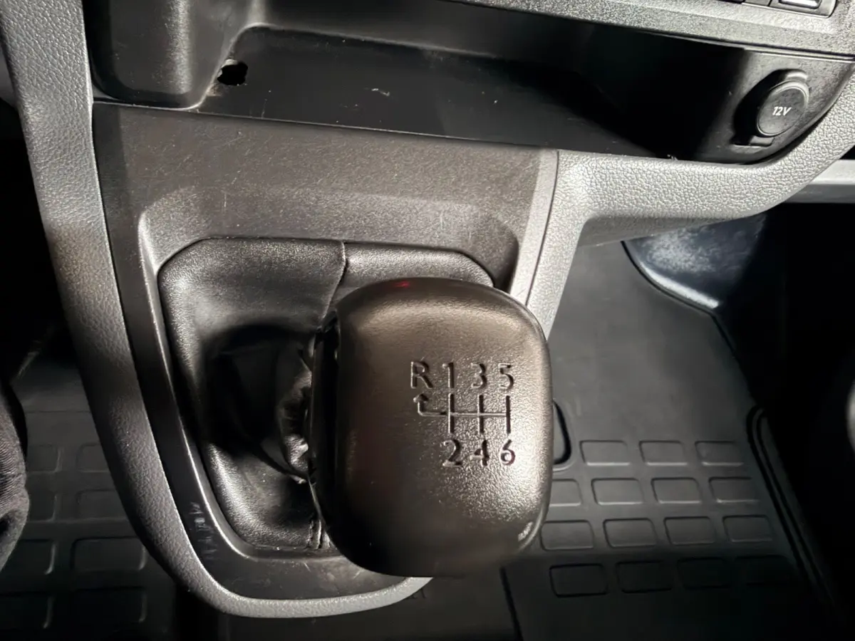 Servicewagen 1.5 BlueHDI 100 M Club euro6 L2H1 V230 omvormer BOTT inrichting Trekhaak, RIJKLAARPRIJS!