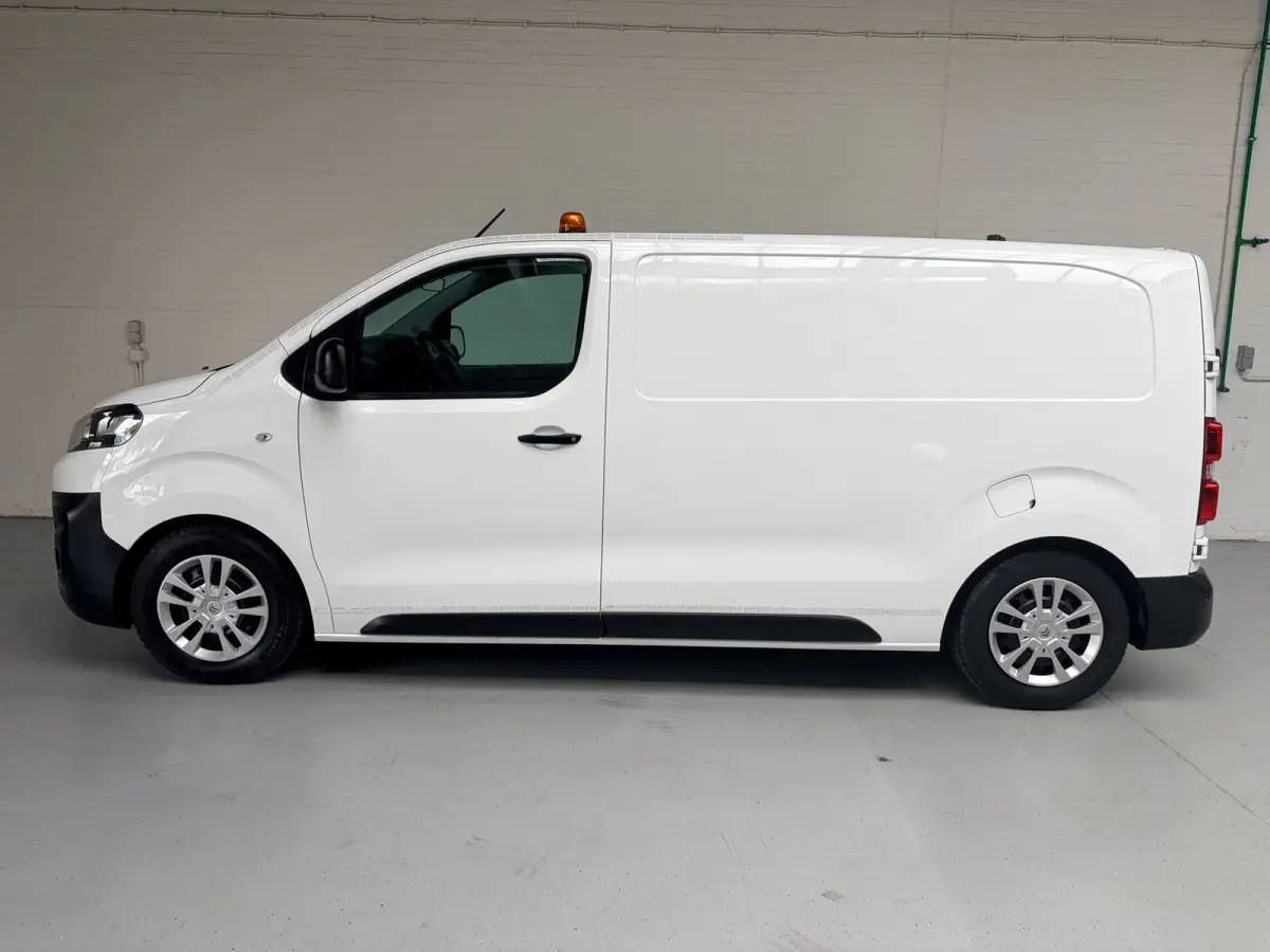 Servicewagen 1.5 BlueHDI 100 M Club euro6 L2H1 V230 omvormer BOTT inrichting Trekhaak, RIJKLAARPRIJS!