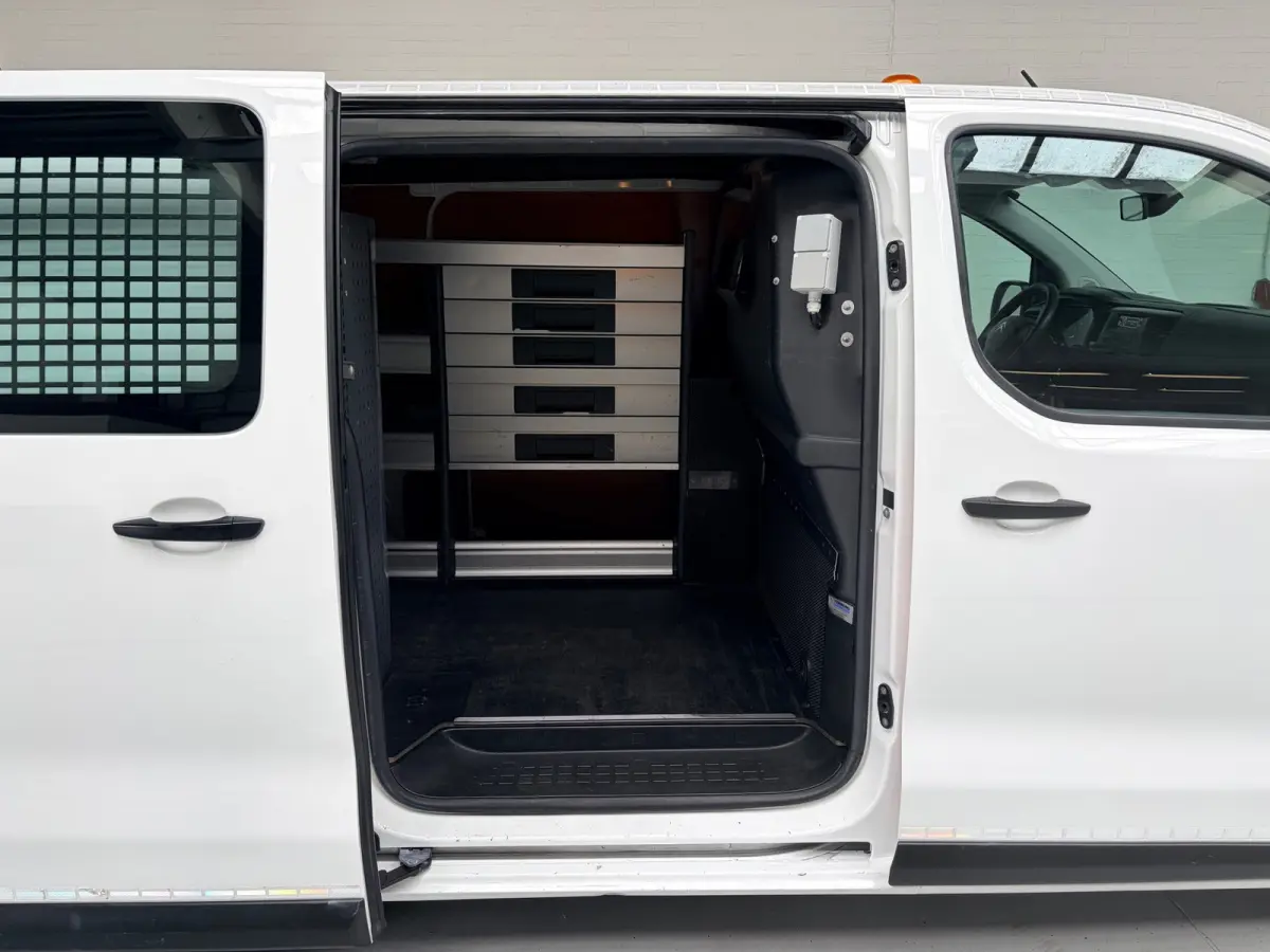 Servicewagen 1.5 BlueHDI 100 M Club euro6 L2H1 V230 omvormer BOTT inrichting Trekhaak, RIJKLAARPRIJS!