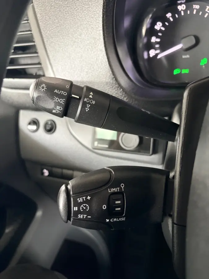 Servicewagen 1.5 BlueHDI 100 M Club euro6 L2H1 V230 omvormer BOTT inrichting Trekhaak, RIJKLAARPRIJS!