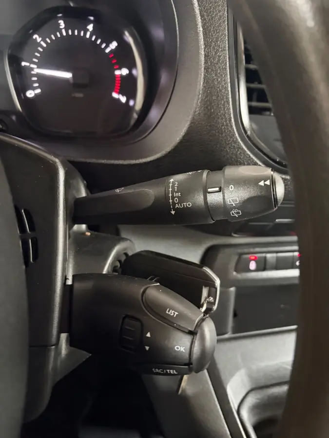 Servicewagen 1.5 BlueHDI 100 M Club euro6 L2H1 V230 omvormer BOTT inrichting Trekhaak, RIJKLAARPRIJS!