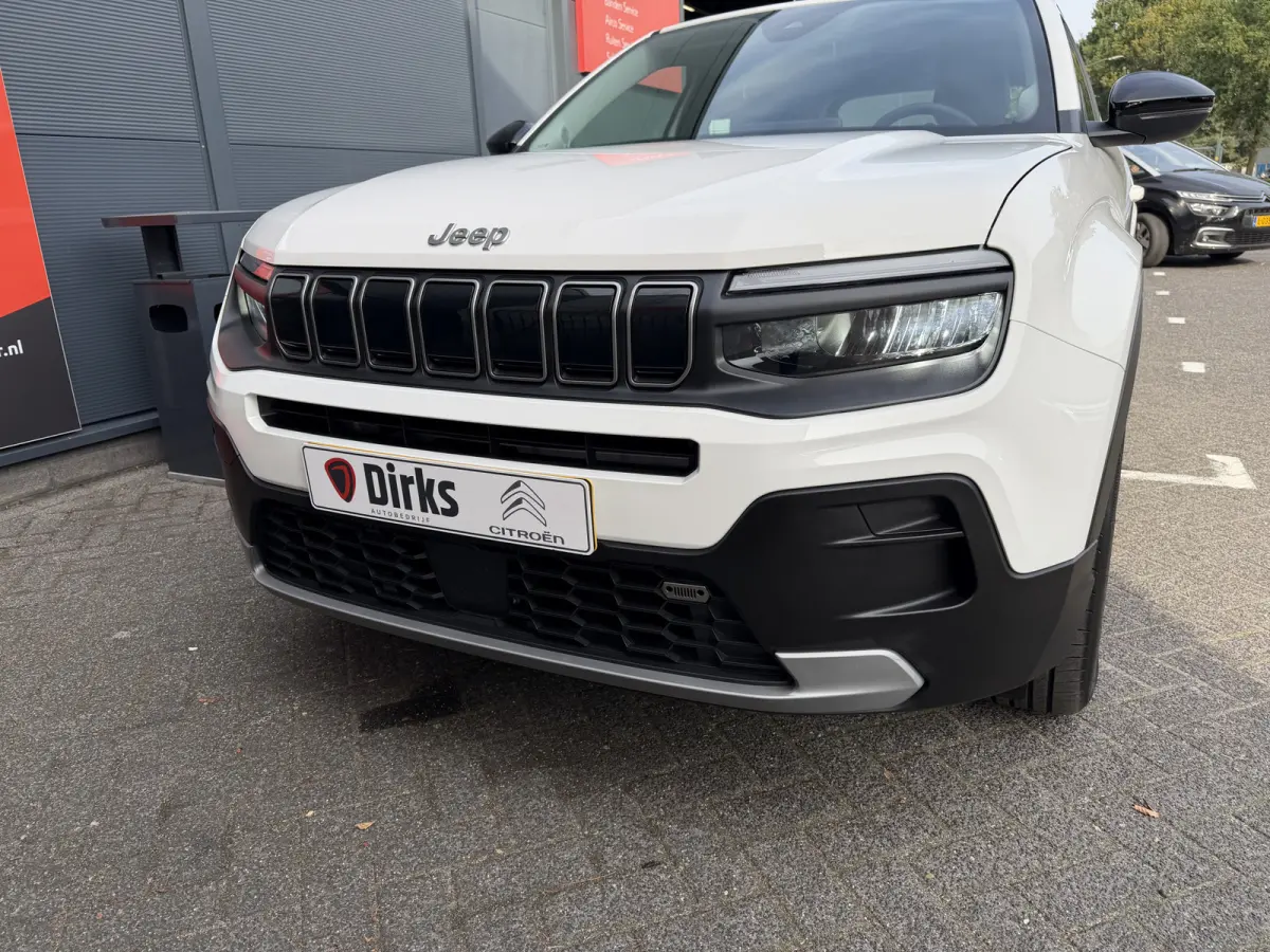1.2 e-Hybrid Altitude (Elektrische Klep - JBL - Keyless Entry - Adaptieve Cruise Controle - LED - Automatische Airco - Navigatie - Apple Carplay)