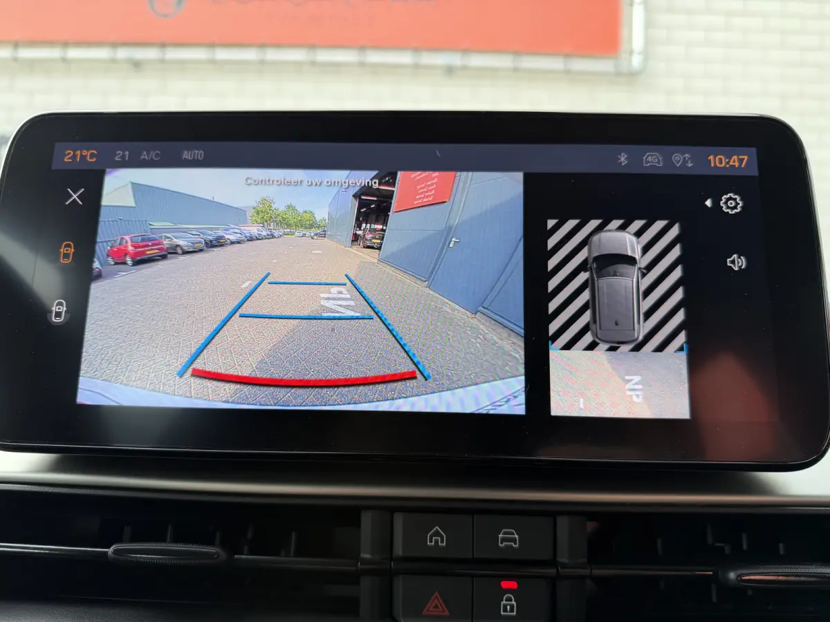 1.2 e-Hybrid Altitude (Elektrische Klep - JBL - Keyless Entry - Adaptieve Cruise Controle - LED - Automatische Airco - Navigatie - Apple Carplay)