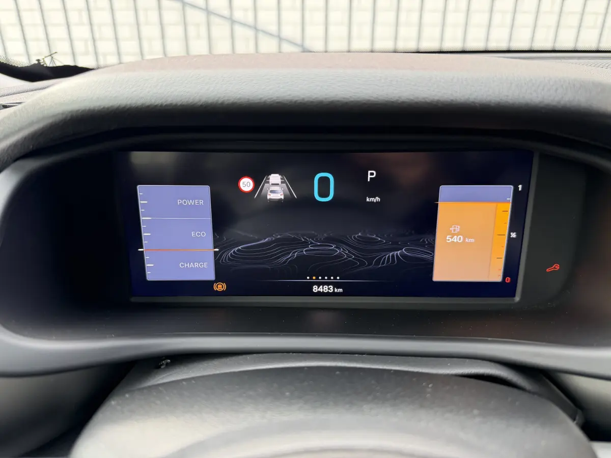 1.2 e-Hybrid Altitude (Elektrische Klep - JBL - Keyless Entry - Adaptieve Cruise Controle - LED - Automatische Airco - Navigatie - Apple Carplay)