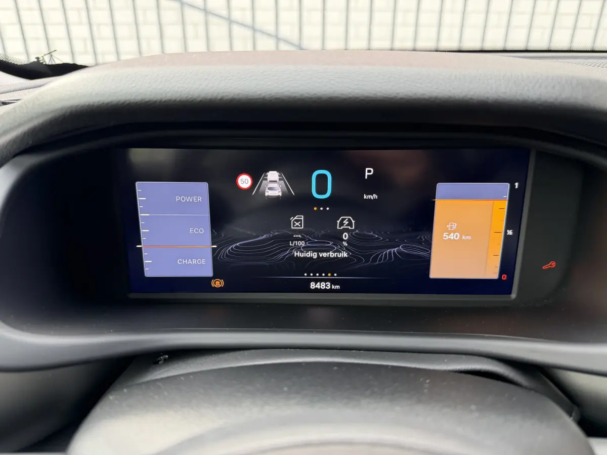 1.2 e-Hybrid Altitude (Elektrische Klep - JBL - Keyless Entry - Adaptieve Cruise Controle - LED - Automatische Airco - Navigatie - Apple Carplay)