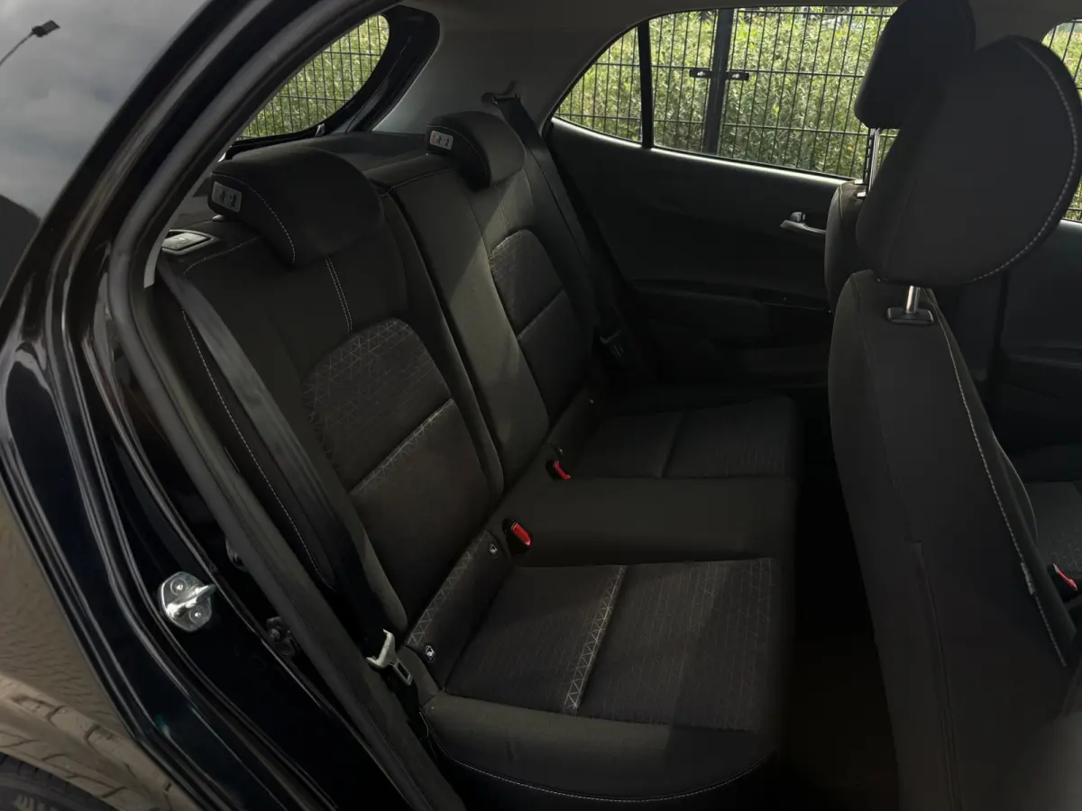 1.0 CVVT ComfortPlusLine Navigator |1ste Eigenaar | Camera | Bluetooth | Carplay |