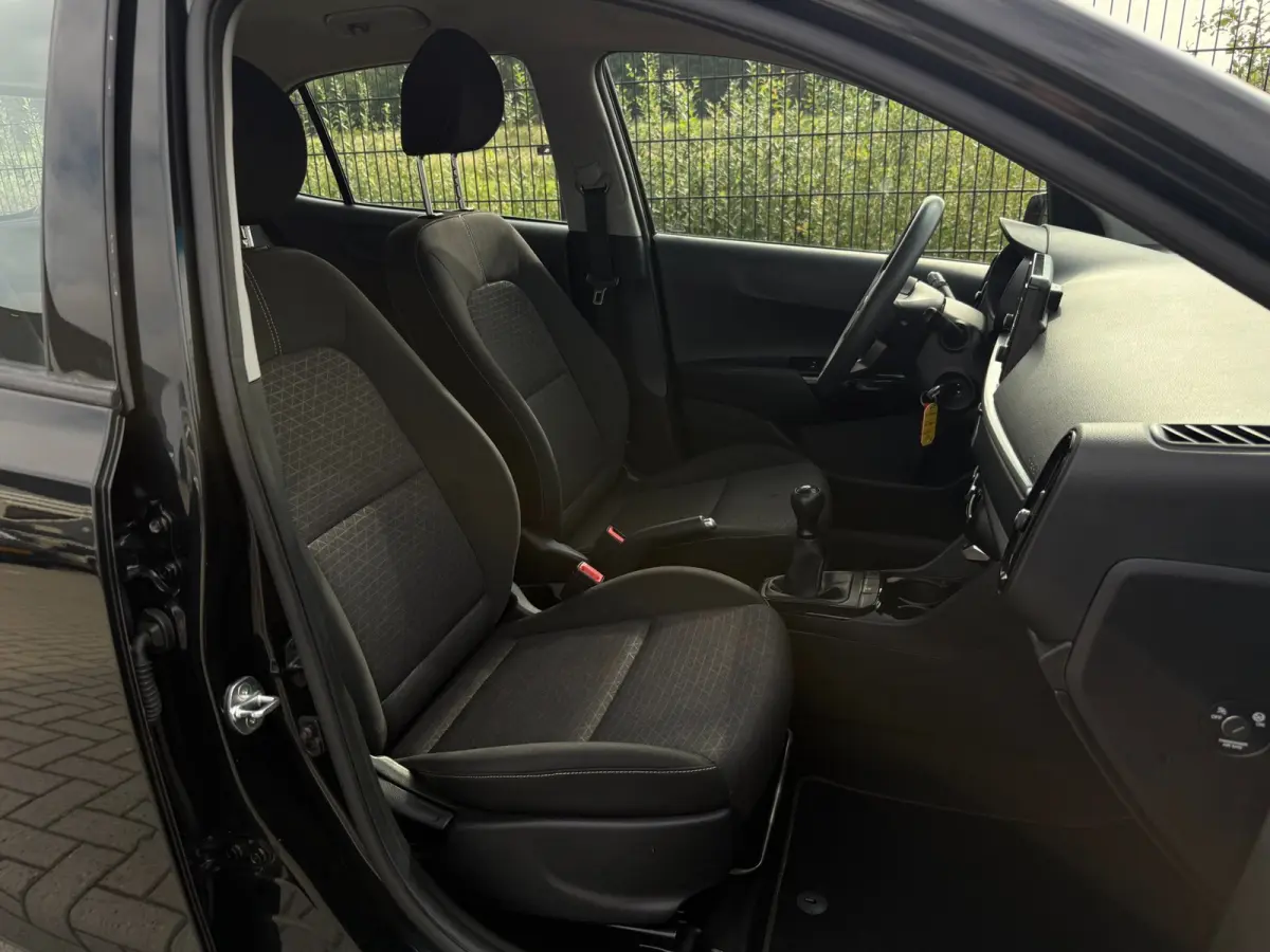 1.0 CVVT ComfortPlusLine Navigator |1ste Eigenaar | Camera | Bluetooth | Carplay |