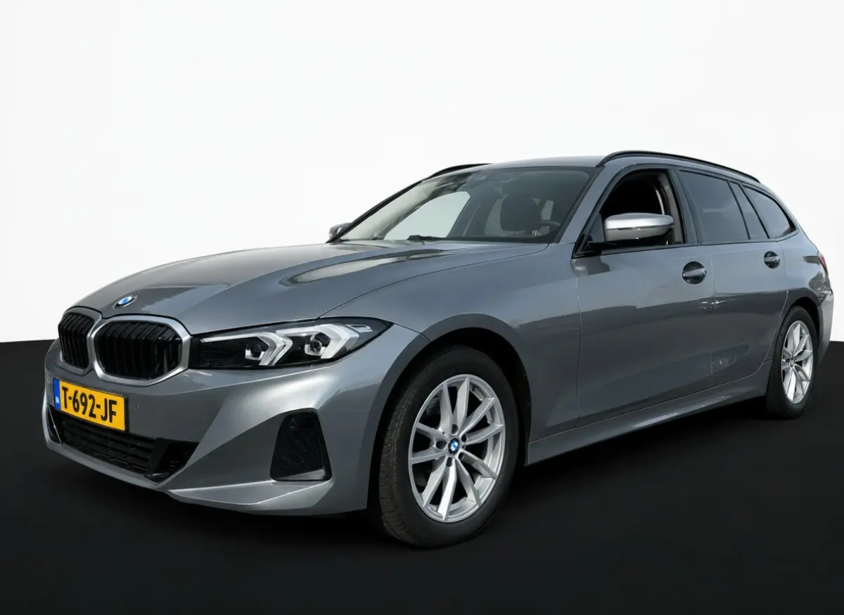 NEW 318IA 2.0 156PK AUT. NAVI/LED/PDC/CARPLAY